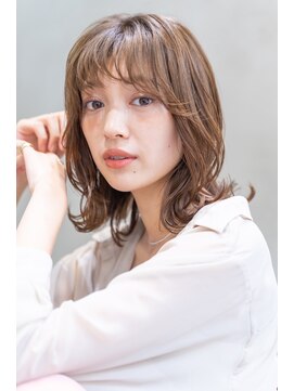 レニーバイエース(LANY by ACE) 【LANY 横浜】 リバースワンカール×ミルクティーベージュ