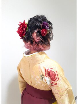 ヘアーアンドメイク ディライト(Hair&Make Delight) 編み込みツインハーフアップ