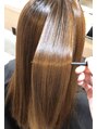 トッカ ヘアアンドトリートメント 大宮店(tocca) ハイライトが入っていても縮毛矯正で乾かすだけでツヤツヤに！ 