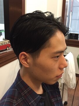 ワンイレブン 新橋銀座口(ONE_ELEVEN) アップバングビジネスマンメンズショート