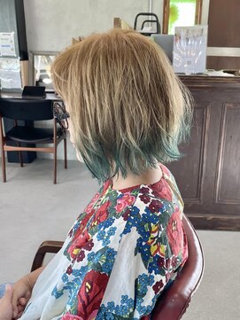プライベートサロン キッテ(private salon kitte.) 毛先グリーンボブ