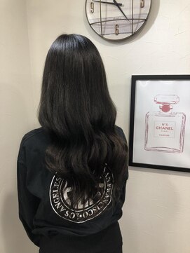 ニーナ ヴィジョン(NINA visioN) カラー+プルエクステ