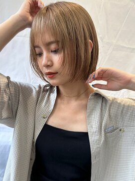 サンク 原宿 表参道(cinq) ダメージレスなブリーチカラーで作るベージュカラー