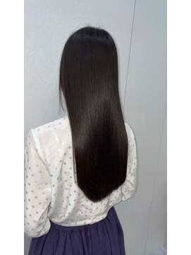 エスカーラ 表参道(THE ESCALA) ＠shino_ne197/暗髪カタログ/地毛風カラー/アッシュブラック