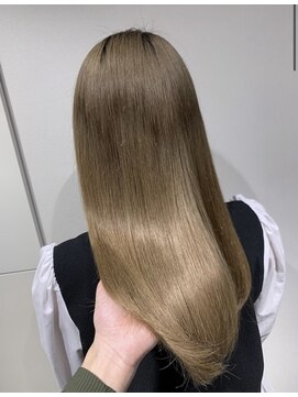 フォルテ 草薙店 【艶ベージュ】山口大翔