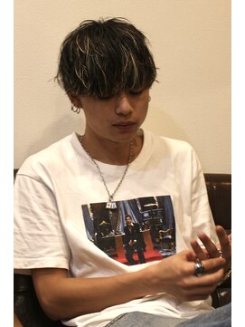 ジェイソン(JASON) 【ミステリアスな男に】波巻きパーマとメッシュのメランジェ