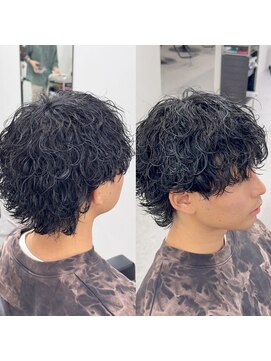 ブライト(BRIGHT) マッシュウルフ　波巻きパーマ