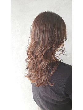 ニューカマー バイ ヘッドライト シブヤ(NEW COMER by HEADLIGHT shibuya) 透明感カラー×顔周りレイヤー