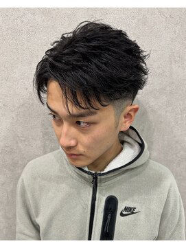 ジェイドゼロウィズアクロス(JADE -zero- with AKROS) フェザーショート