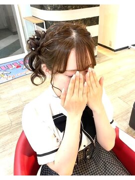 アップスニニー(up's niny) 編み込みふんわりのくらげちゃんヘア