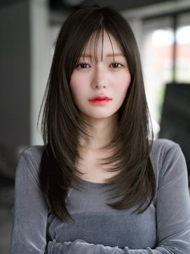 エインアンリー 明治神宮前(AIN.ANLY.) レイヤーカットで作るナチュラルロング