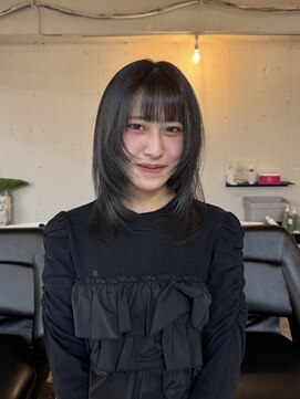 ピノ(pino.) 透け感グレー×ザクザクレイヤーカット