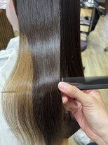 アローズ(arose)&nbsp;インナーカラー履歴あり！縮毛矯正