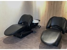 ペロ(pelo.)の雰囲気（フルフラットのシャンプー台）