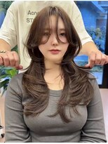 ヌエン 渋谷(NU/EN)&nbsp;ヘーゼルブラウン/ハッシュカット/バタフライカット/ハイライト