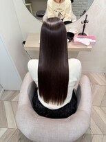 トロン(tronc) 美髪縮毛矯正で艶髪ロングヘア