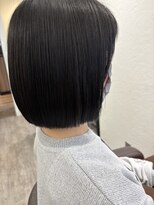 ウイ バイ ファースト 北四番丁店(u'i by first)&nbsp;ストレートボブ 切りっぱなし 