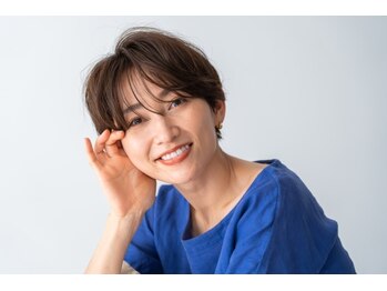 クロエヘアー(Chloe hair)の写真/《圧倒的素材美！白髪を隠す時代から“活かす”時代へ―。》人気の[白髪ぼかし]でお悩みをポジティブに★