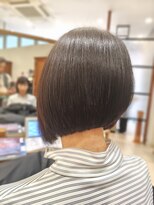 リーナ ビューティガーデン(LiNA BeautyGarden) 前下がりグラデーションボブ