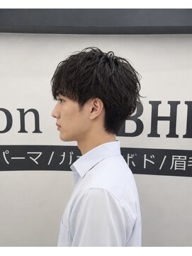 ビーシャイン(B-SHINE) メンズパーマ/メンズカット/シェービング/眉毛/メンズサロン