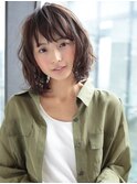 《uri/二子玉川》カーキベージュ×ミディアム