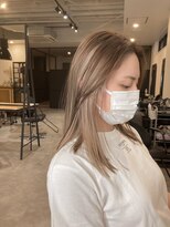 ナンバー(number+)&nbsp;20代30代大人可愛いインナカラーグレーホワイトボブディ