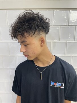 メリケンバーバーショップ フクオカ(MERICAN BARBERSHOP FUK) スラムダンクパーマフェード