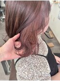 ピンクベージュ