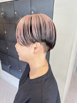 ヘアー アイス ルーチェ(HAIR ICI LUCE) ショート/ダブルカラー/ペールピンク/刈り上げショート/大野