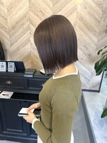 ヴィータ(vita)&nbsp;ピンクベージュ×ぱっつんボブ