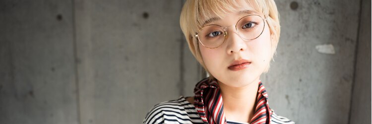 リース(riis.)のサロンヘッダー