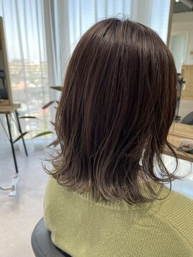 エヌダブリュエイチ(n.w.h) 外ハネ/ラベンダーベージュ