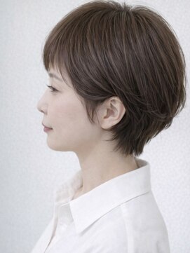 クロム(CHROM) 40代50代60代ショート白髪ぼかしハイライト髪質改善/入間