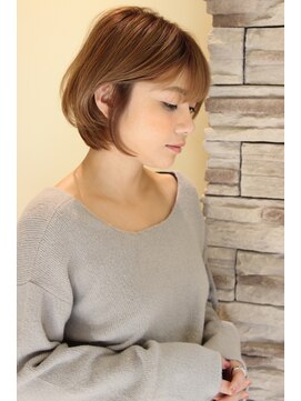 レウナ 外苑前(Reuna) 大人可愛いひし形ボブ耳にかけても可愛い