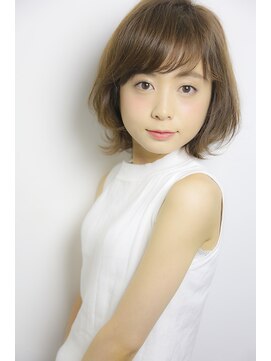 キートスバイガーランド (Kiitos by Garland) [kiitos/吉祥寺]☆ひし形シルエットニュアンスショート☆