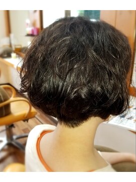 クラージュ 二十四軒店(HAIR SPACE COURAGE) 刈り上げ×ディープシルバー