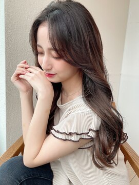 アフロート ディル(AFLOAT D'L) アフロート みきな ヨシンモリ 韓国アレンジ 表参道ロング 前髪