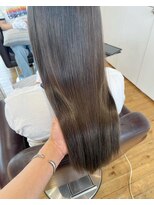 ルッツ(Lutz. hair design) 透明感gray