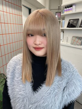 ペレ 渋谷(PELE) 黒髪/グレーベージュ/ハイトーン/ブリーチ/渋谷