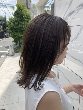 ブリス(VLISS) 垢抜けストレート＿グレージュミディ