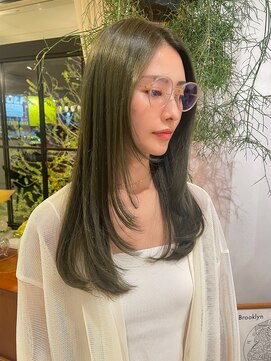 フルール(hair place Fleur) 顔まわりレイヤー×オリーブグレージュカラー