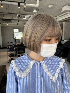 タイドヘアー 高槻店(TIDE HAIR) シルバーベージュ