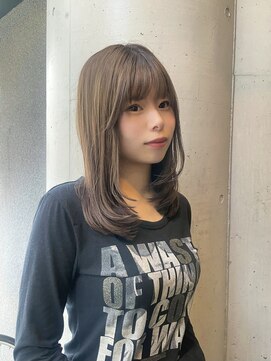 ビアンコ(bianco) ベージュ×レイヤーカット