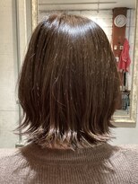 ランプ(Lamp) アイロン仕上げの外はねボブ