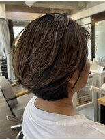 カシー(Casii)&nbsp;50代からの白髪ぼかしグラデーションショート