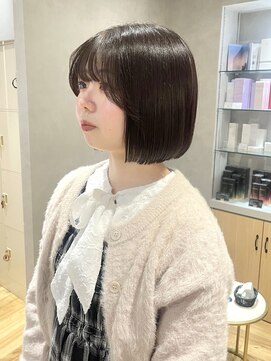 ジルバイジアン(JILL by GIEN) ぱつっとボブ/アッシュブラウン/樋口美咲