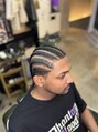 フランクスバーバーリザーブ 人形町店(FRANK’S BARBER RESERVE) 地毛で編むコーンロウスタイル!