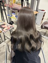 キャパ セントラル 天神 大名店(CAPA central) オリーブカラー 透明感カラー レイヤーカット コテ巻き 20代