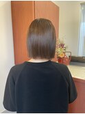 切りっぱなしボブ/オリーブベージュ