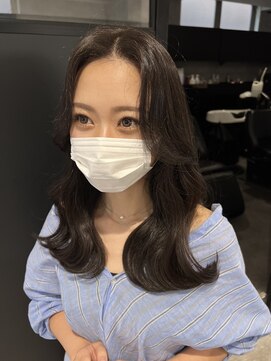 アンダーバーホワイト(_WHITE) 大人可愛い20代30代40代韓国風ヘア